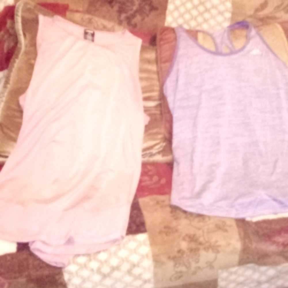 Tank top bundle of 2